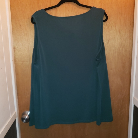 Dress Barn Green Sleeveless top 3X - Picture 2 of 4